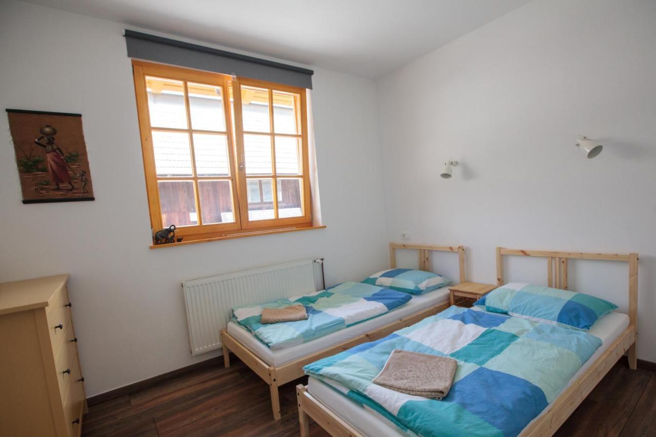 Mezica Bikeski Family Hotel, B&B, Apartaments, Rooms المظهر الخارجي الصورة