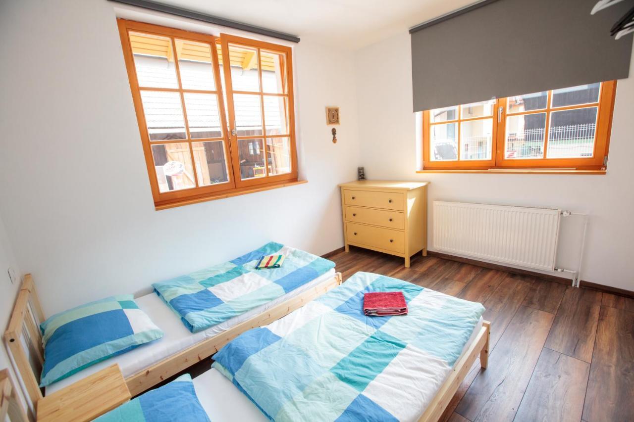 Mezica Bikeski Family Hotel, B&B, Apartaments, Rooms المظهر الخارجي الصورة