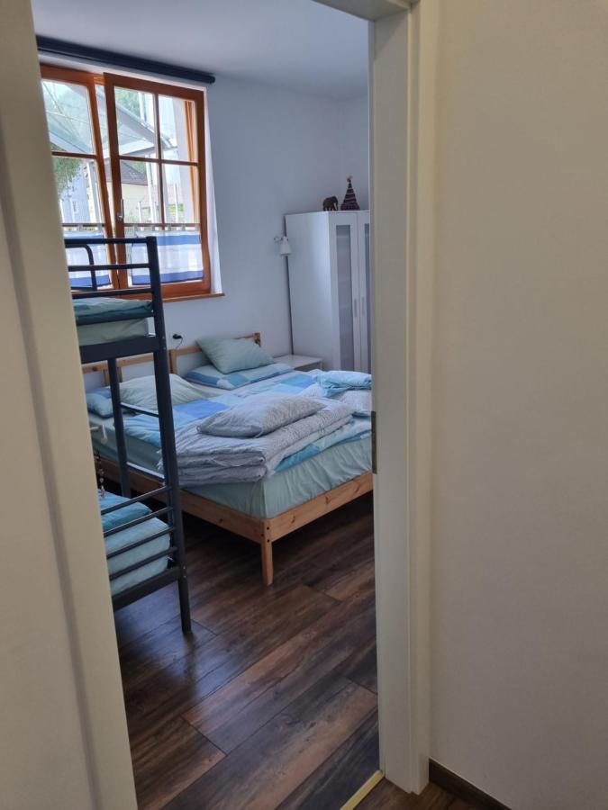 Mezica Bikeski Family Hotel, B&B, Apartaments, Rooms المظهر الخارجي الصورة