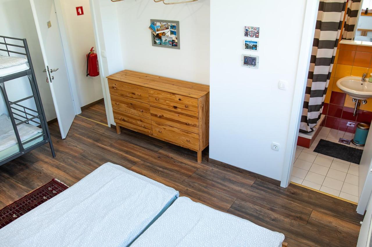Mezica Bikeski Family Hotel, B&B, Apartaments, Rooms المظهر الخارجي الصورة