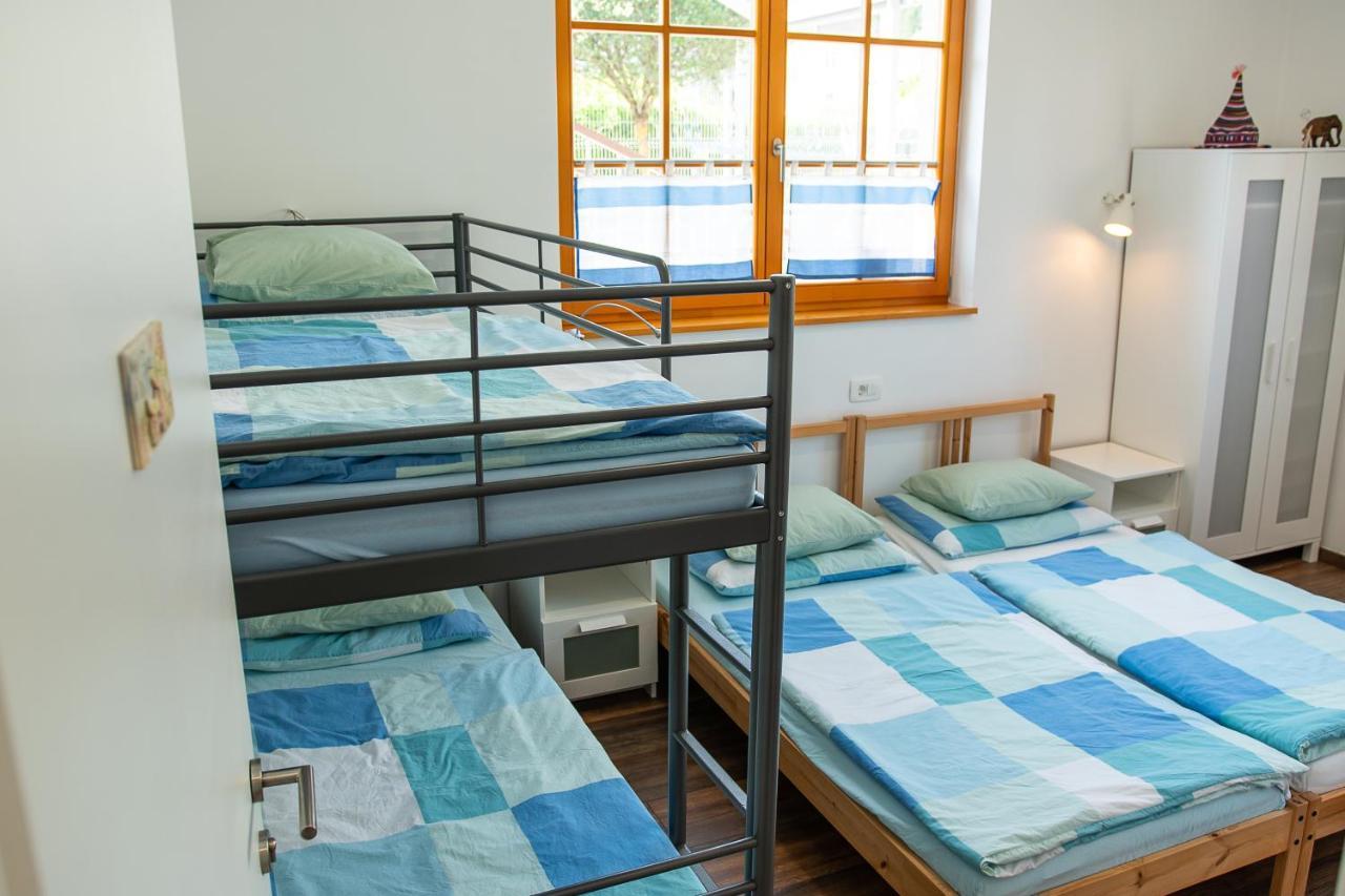 Mezica Bikeski Family Hotel, B&B, Apartaments, Rooms المظهر الخارجي الصورة